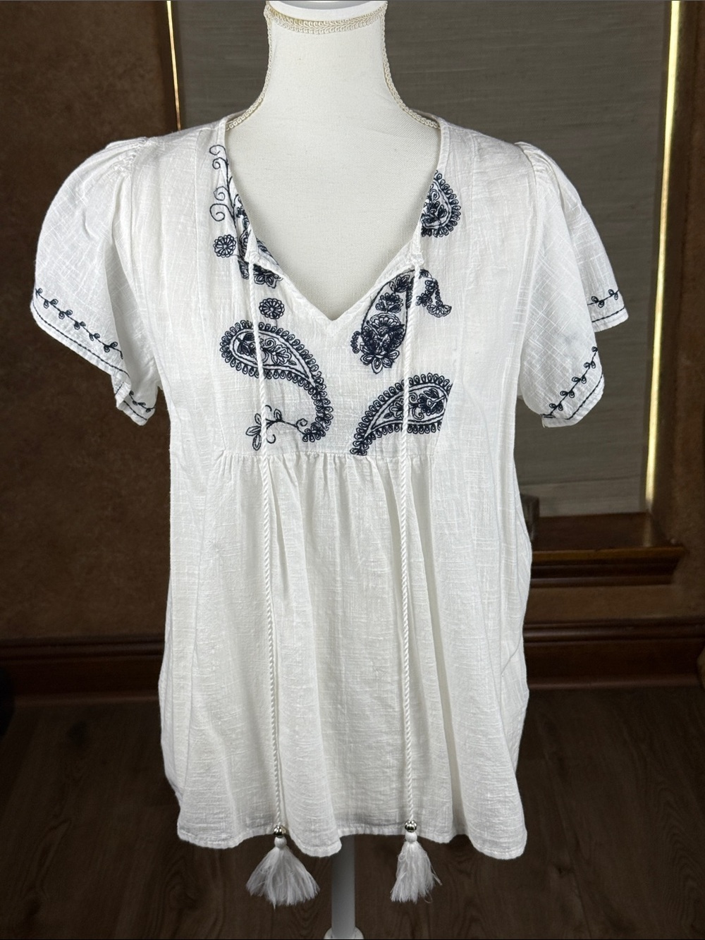 Unique Spectrum White Peasant Top Boho 100% Cotton